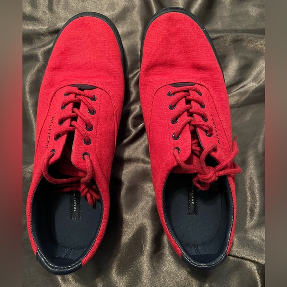 tommy hilfiger shoes 2021